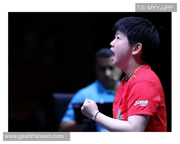 哪个足球明星在关键时刻错失良机引发球迷热议