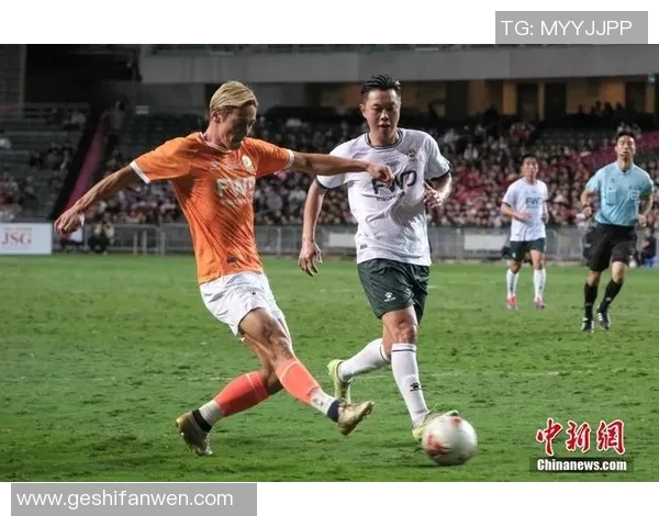 10号足球明星喜迎新赛季展现超凡技艺助力球队争冠之路 10号足球明星喜迎新赛季展现超凡技艺助力球队争冠之路