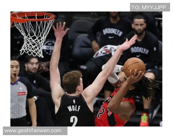 官方集锦猛龙与篮网激战回顾精彩瞬间与关键时刻分析